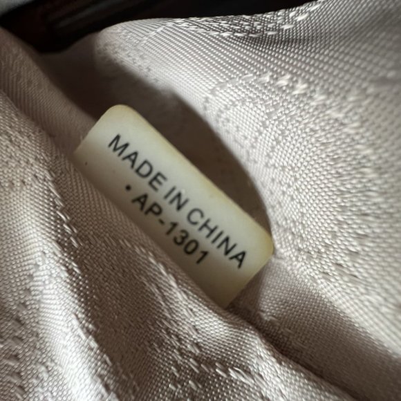 Michael Kors Hamilton Tote Bag - Vanilla - Picture 4 of 11